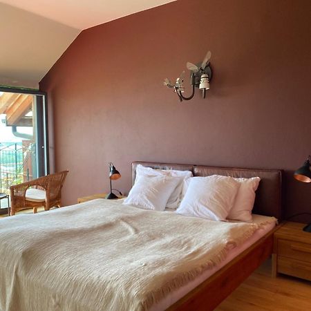 Bnb Belle5 Vully-les-Lacs Eksteriør bilde